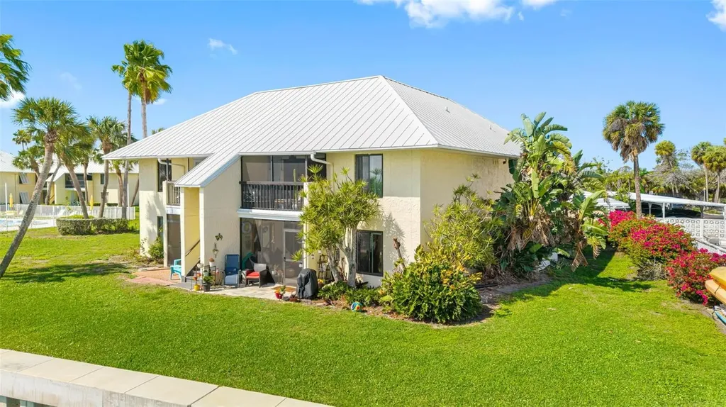 7300 Sunshine Skyway Lane S St Petersburg FL 33711
