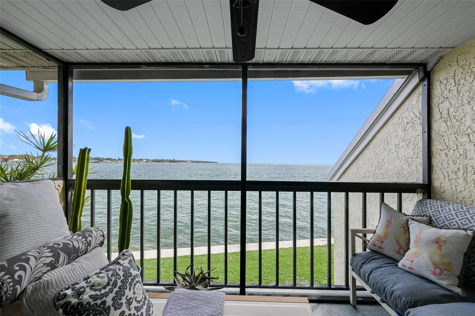 7300 Sunshine Skyway Lane S St Petersburg FL 33711
