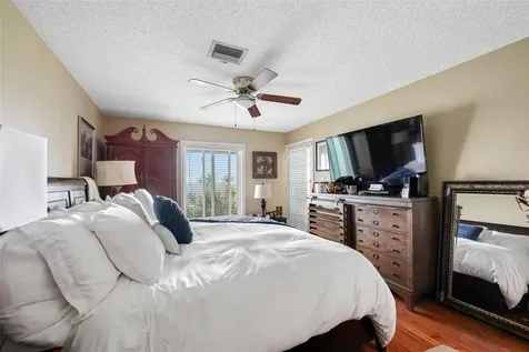 7300 Sunshine Skyway Lane S St Petersburg FL 33711