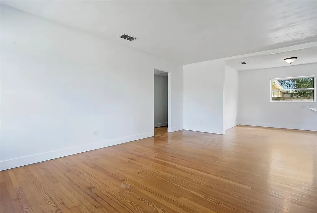 1951 S Crystal Lake Drive Orlando FL 32806