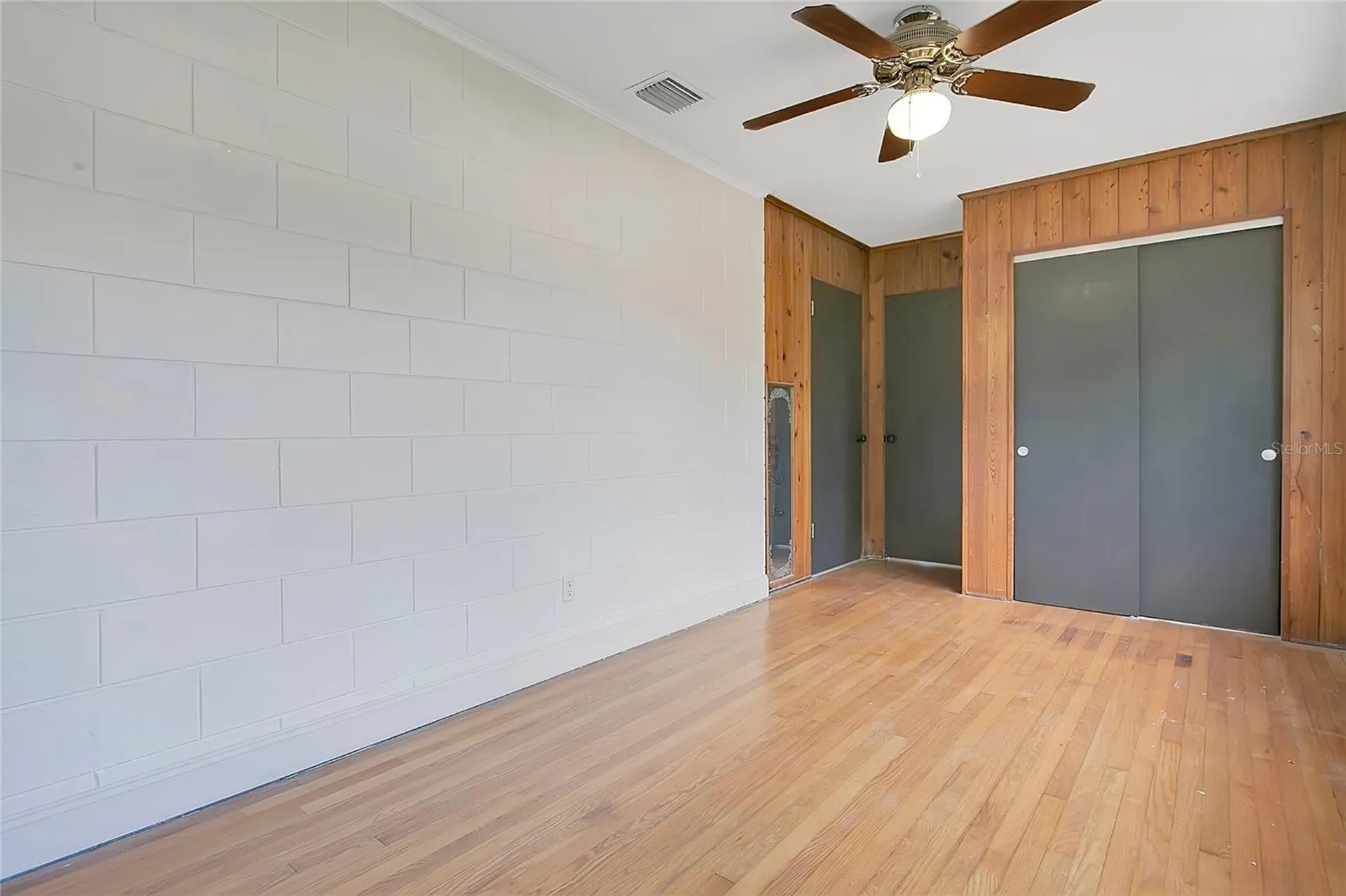 1951 S Crystal Lake Drive Orlando FL 32806