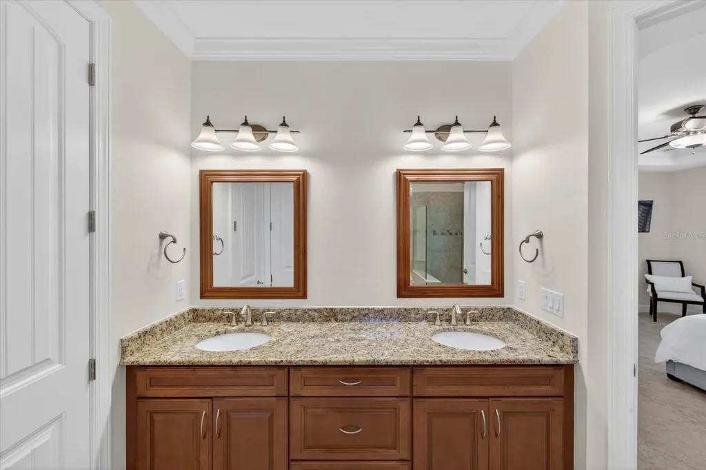 17030 Loudon Place Bradenton FL 34202