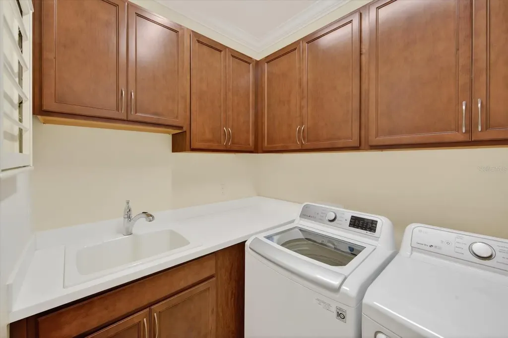 17030 Loudon Place Bradenton FL 34202