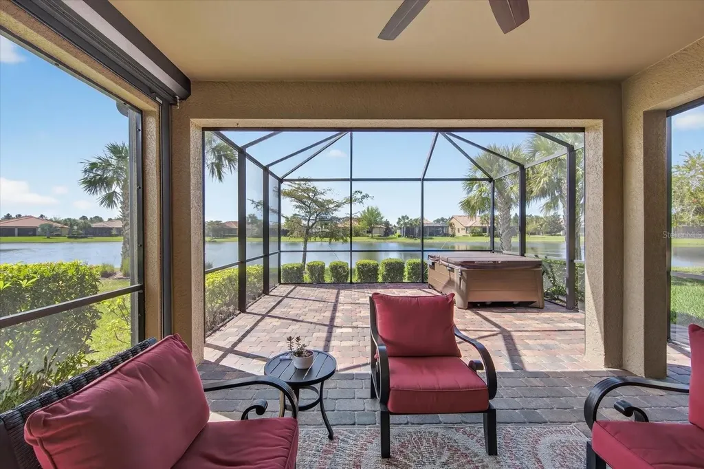 17030 Loudon Place Bradenton FL 34202