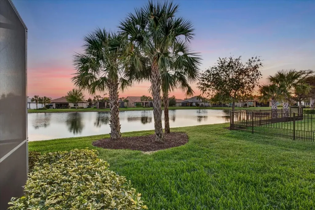 17030 Loudon Place Bradenton FL 34202