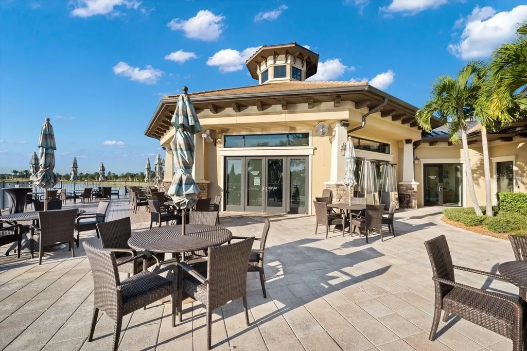 17030 Loudon Place Bradenton FL 34202