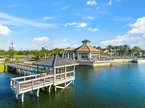 17030 Loudon Place Bradenton FL 34202