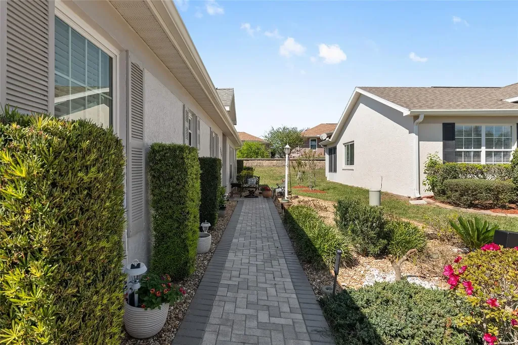 17380 SE 111th Court Summerfield FL 34491