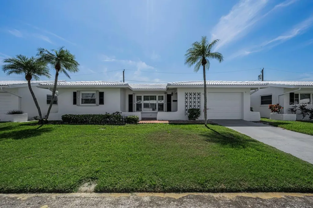 4526 100th Avenue N Pinellas Park FL 33782