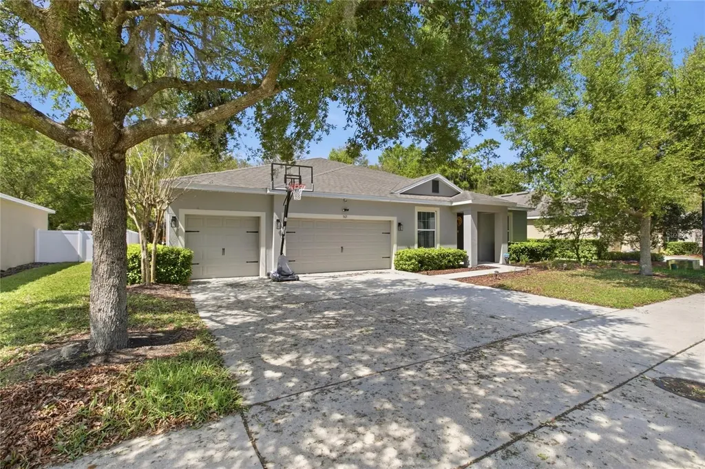 565 Morgan Wood Drive Deland FL 32724