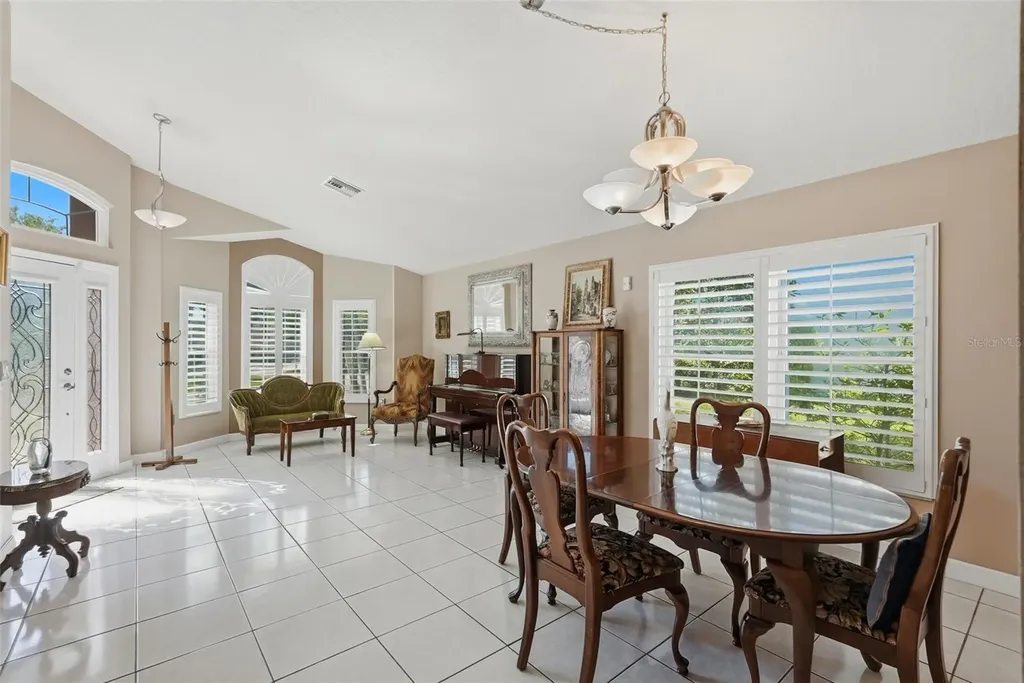 1240 Bluffs Circle Dunedin FL 34698