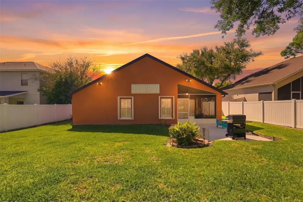 1240 Bluffs Circle Dunedin FL 34698