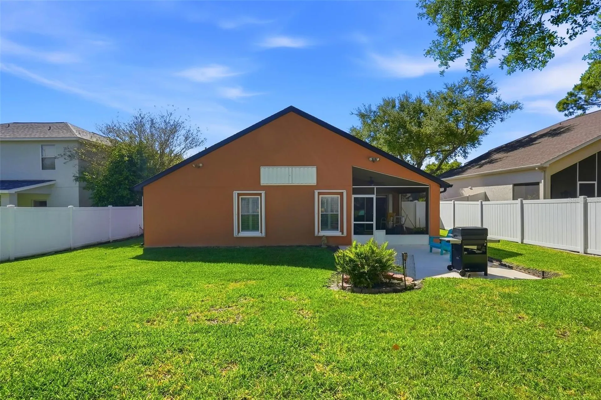 1240 Bluffs Circle Dunedin FL 34698