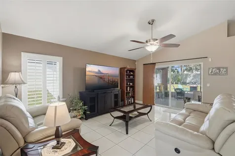 1240 Bluffs Circle Dunedin FL 34698