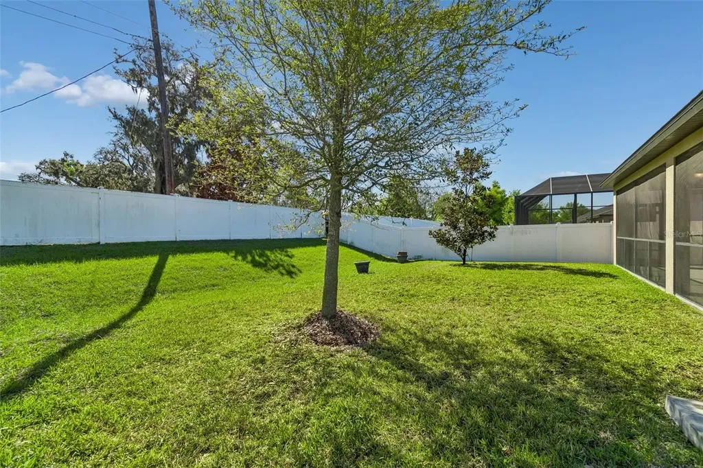 1214 Florablu Drive Seffner FL 33584