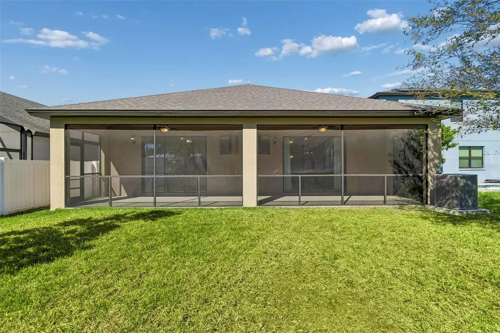 1214 Florablu Drive Seffner FL 33584