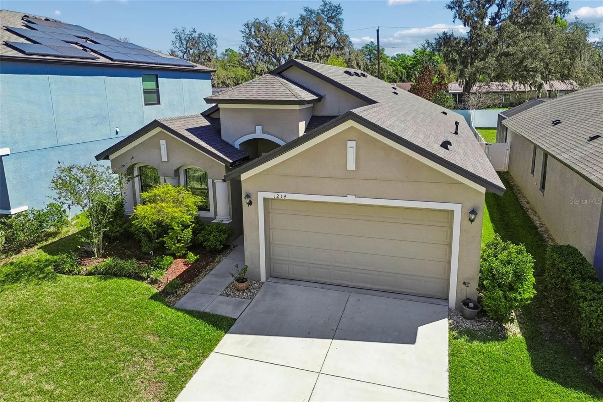 1214 Florablu Drive Seffner FL 33584