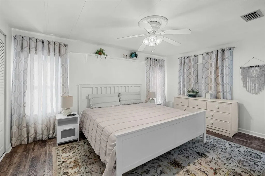 36701 Grace Avenue Zephyrhills FL 33542