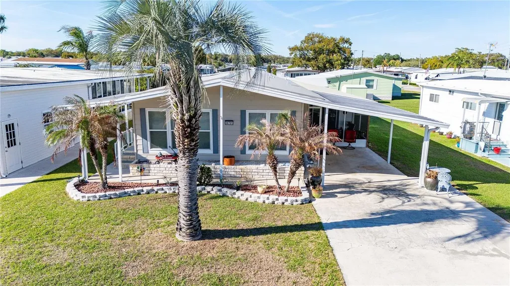 36701 Grace Avenue Zephyrhills FL 33542