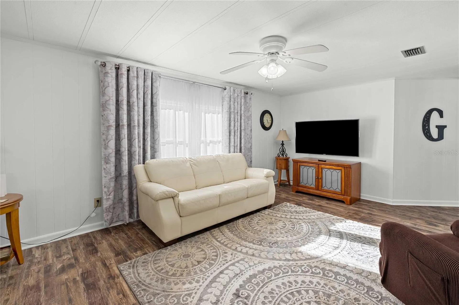 36701 Grace Avenue Zephyrhills FL 33542