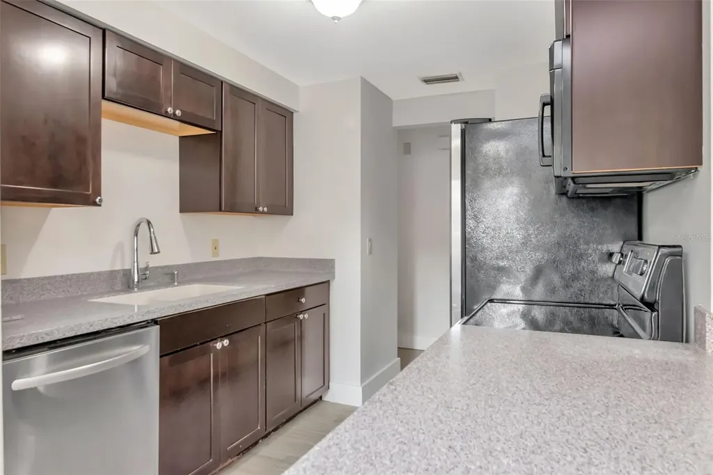 2826 W Shelton Avenue Tampa FL 33611