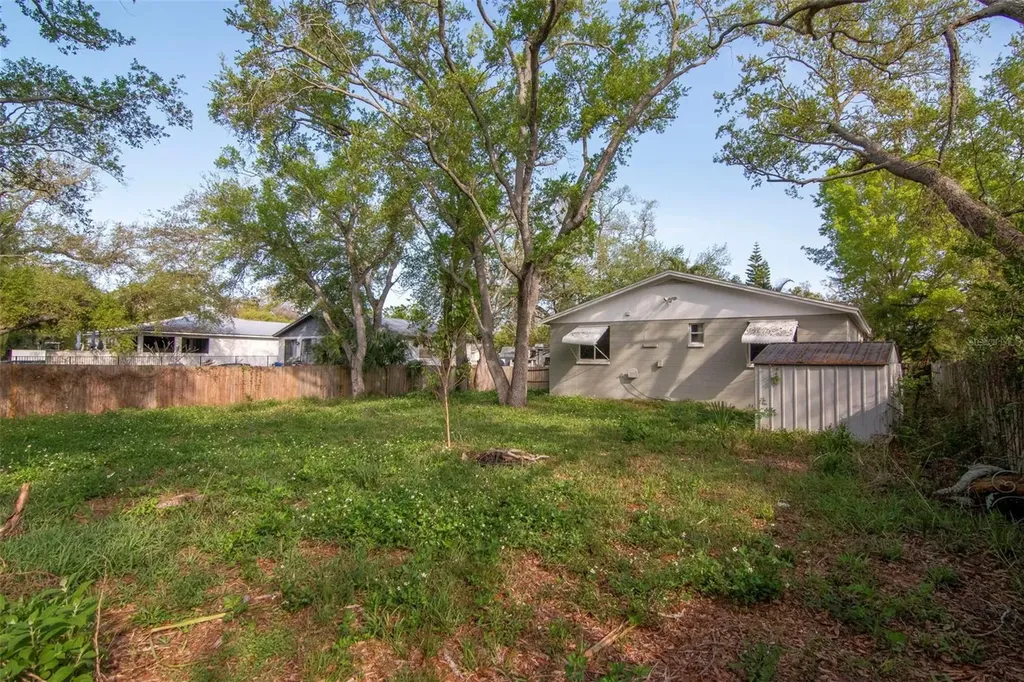 2826 W Shelton Avenue Tampa FL 33611