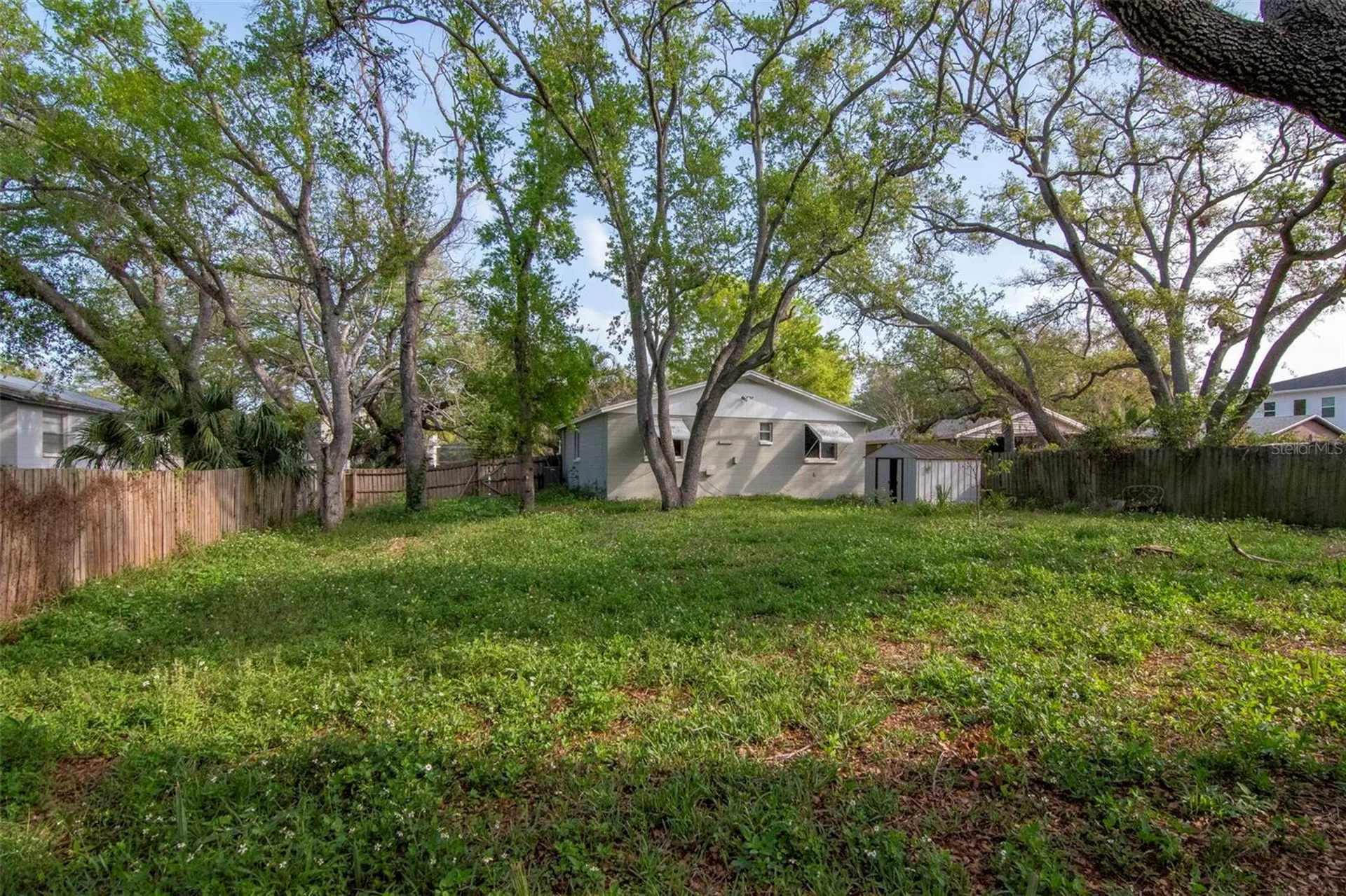 2826 W Shelton Avenue Tampa FL 33611