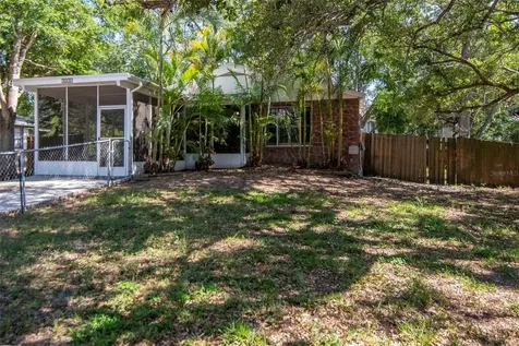 2826 W Shelton Avenue Tampa FL 33611