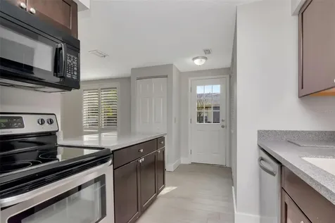 2826 W Shelton Avenue Tampa FL 33611