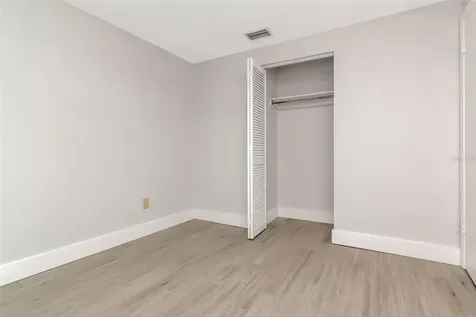2826 W Shelton Avenue Tampa FL 33611