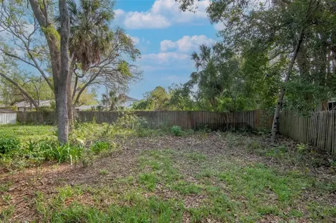 2826 W Shelton Avenue Tampa FL 33611