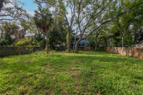 2826 W Shelton Avenue Tampa FL 33611
