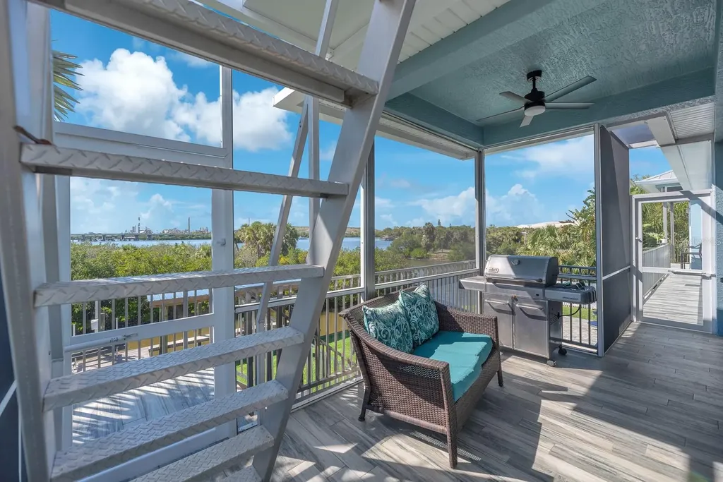 9425 Oak Street Riverview FL 33578