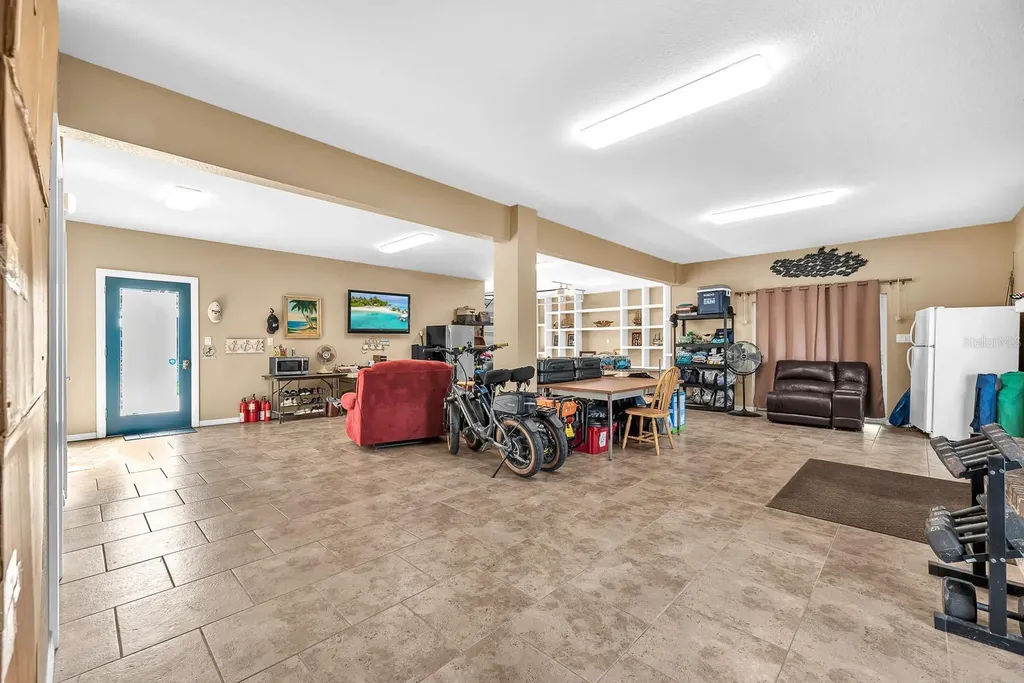 9425 Oak Street Riverview FL 33578