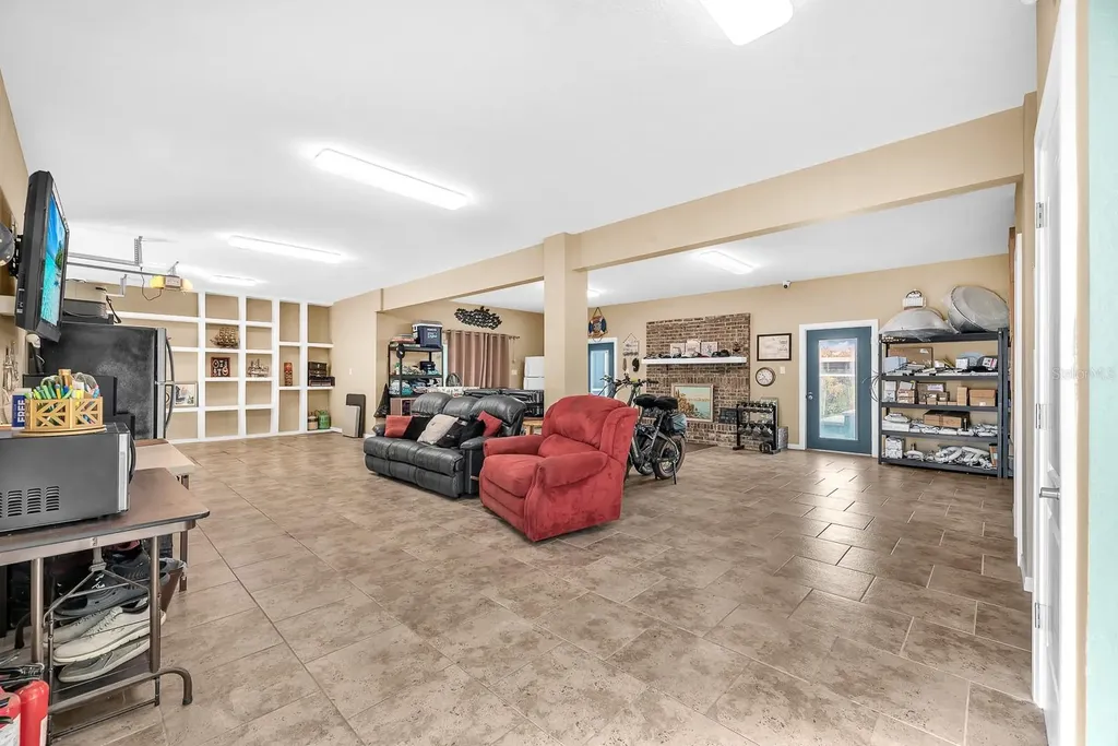 9425 Oak Street Riverview FL 33578