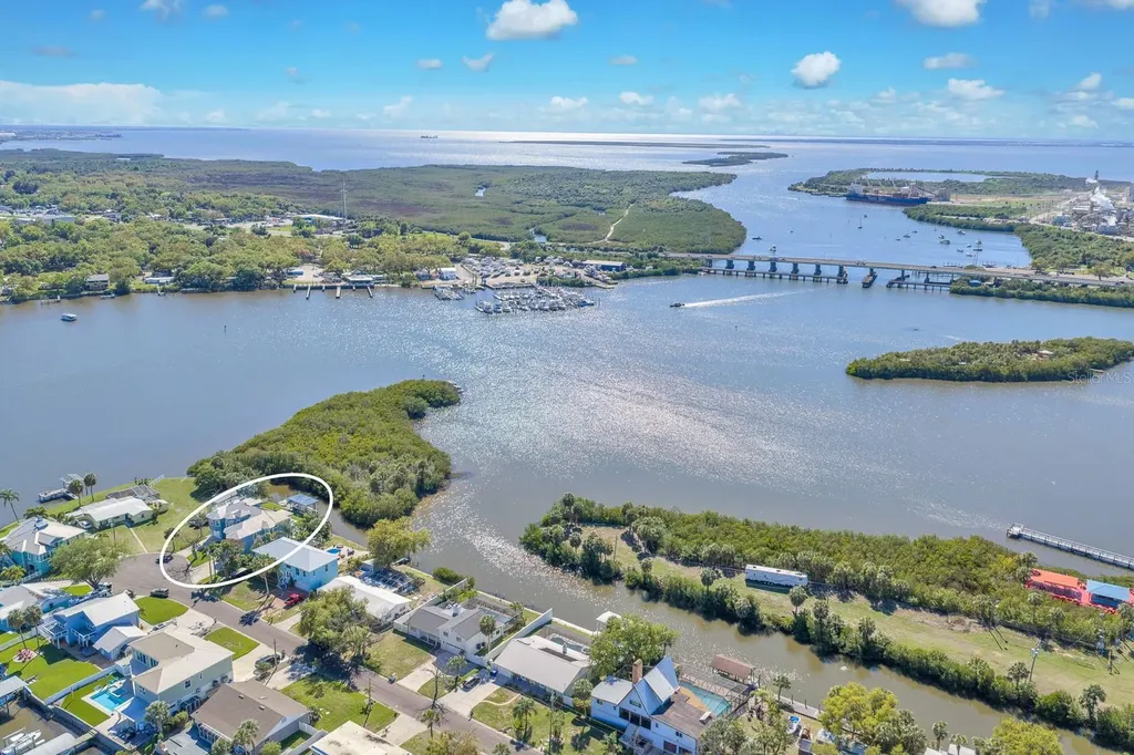 9425 Oak Street Riverview FL 33578