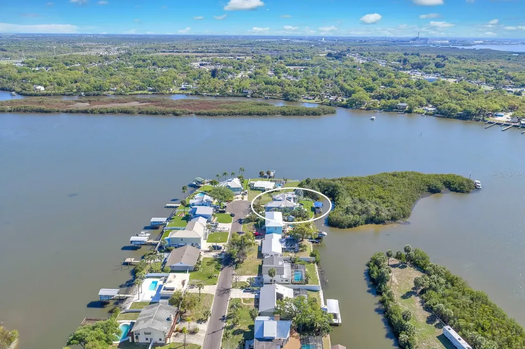 9425 Oak Street Riverview FL 33578