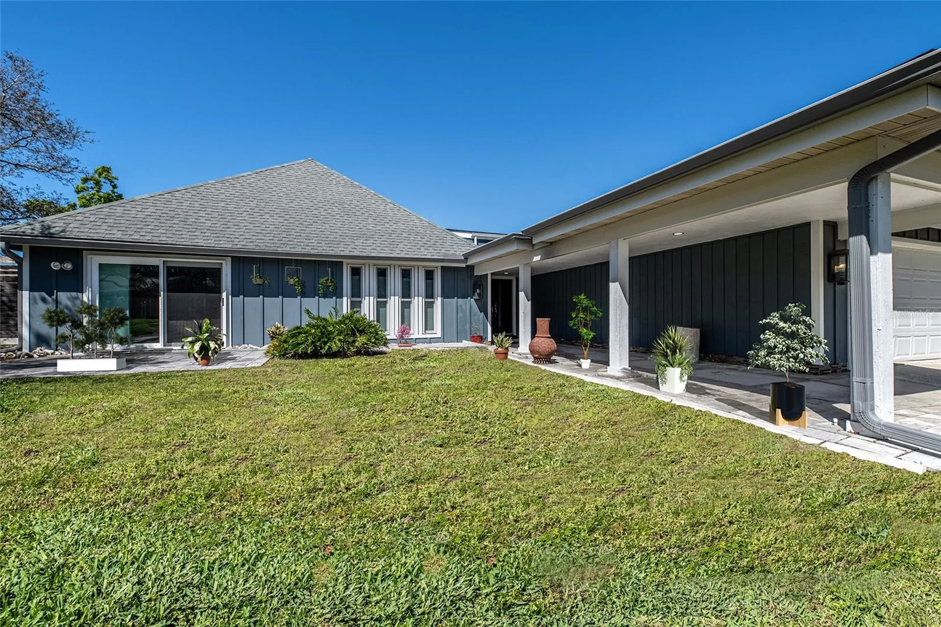 2334 Burnley Court Dunedin FL 34698