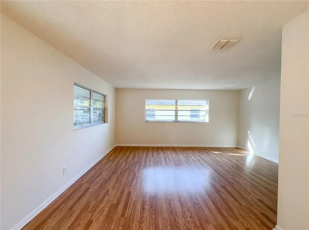 1203 Bristolwood Street Brandon FL 33510