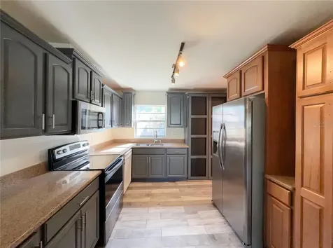 1203 Bristolwood Street Brandon FL 33510