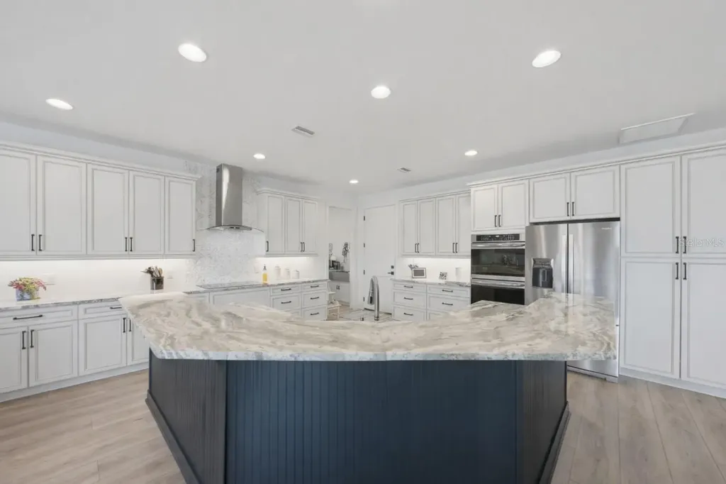 2750 W Marion Avenue Punta Gorda FL 33950
