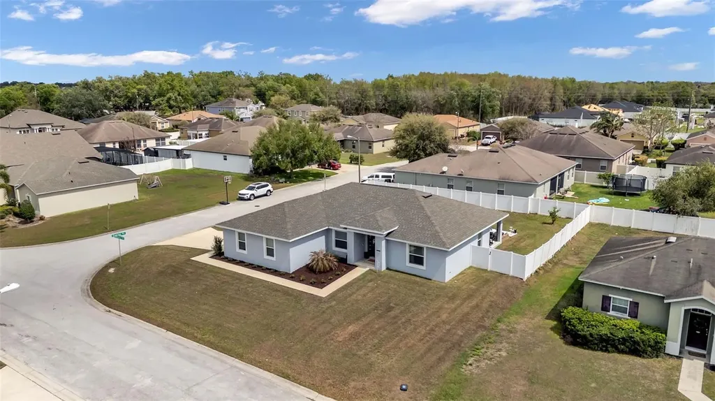 6796 Hampshire Boulevard Lakeland FL 33813