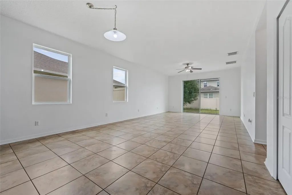 12315 Sawgrass Prairie Loop Orlando FL 32824