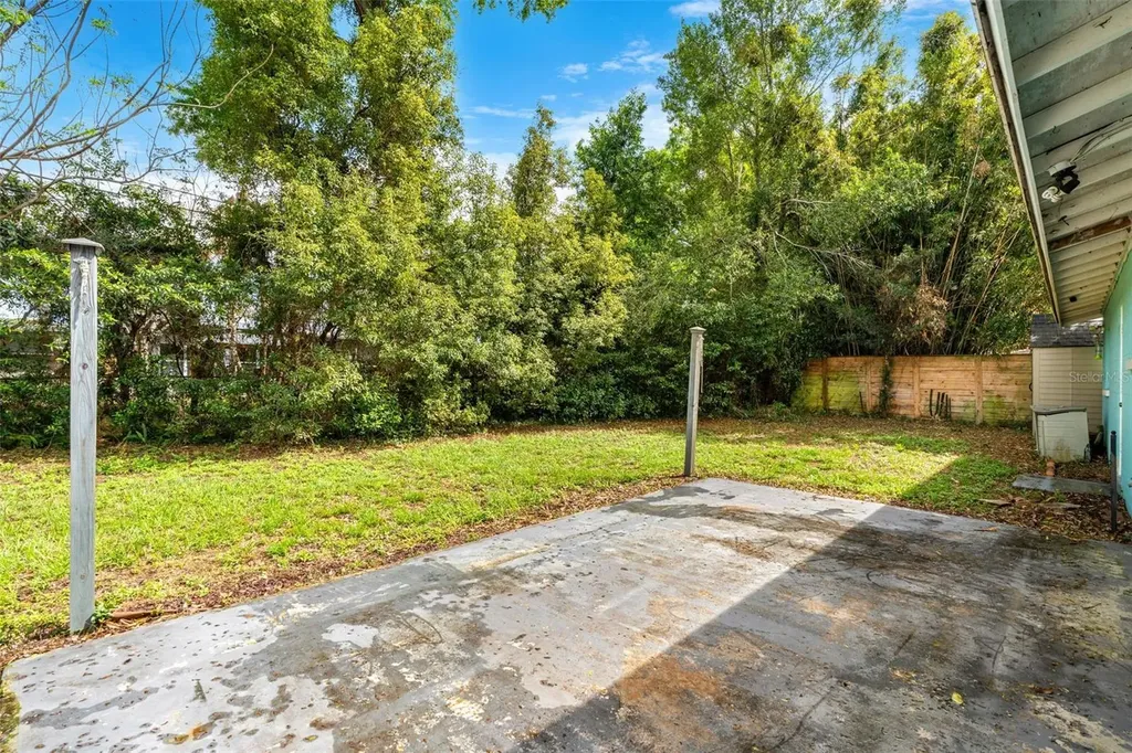 2923 Conway Gardens Road Orlando FL 32806