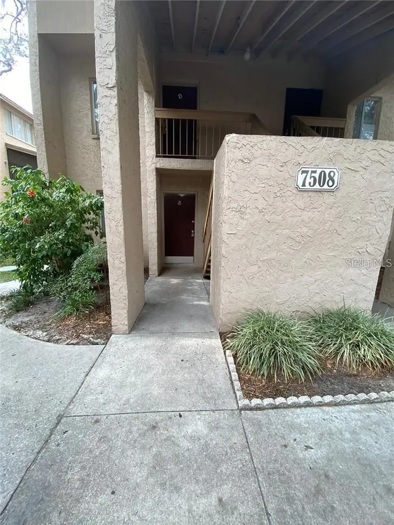 7508 Presley Place Tampa FL 33617