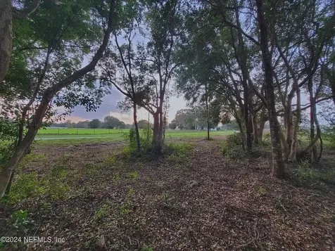 1250 Huntington Road Crescent City FL 32112