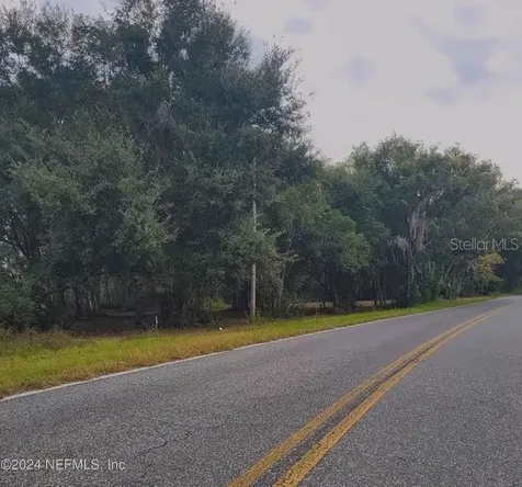 1250 Huntington Road Crescent City FL 32112