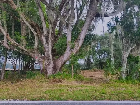 1250 Huntington Road Crescent City FL 32112