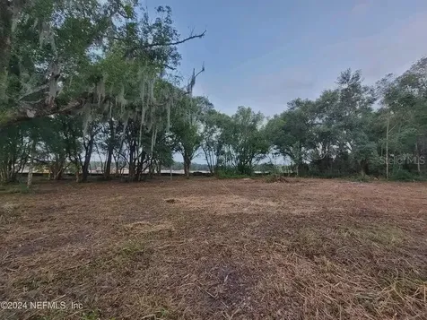 1250 Huntington Road Crescent City FL 32112