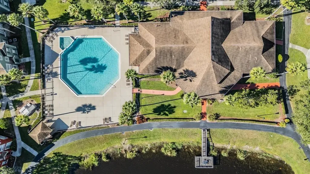 9552 Lake Chase Island Way Tampa FL 33626